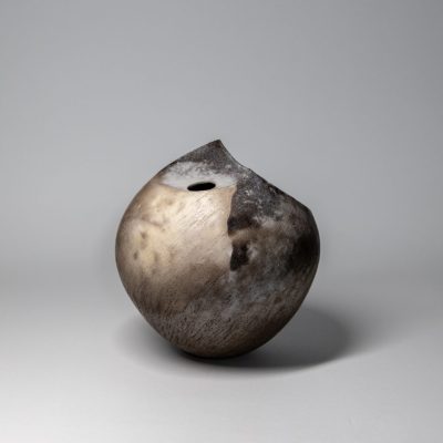 Gannet. Smoke-fired ceramic, sculptural vessel
